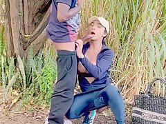 Shemale Delights Outdoors